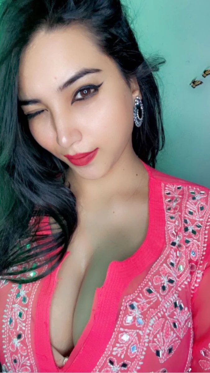 Amrita Kolkata Escort