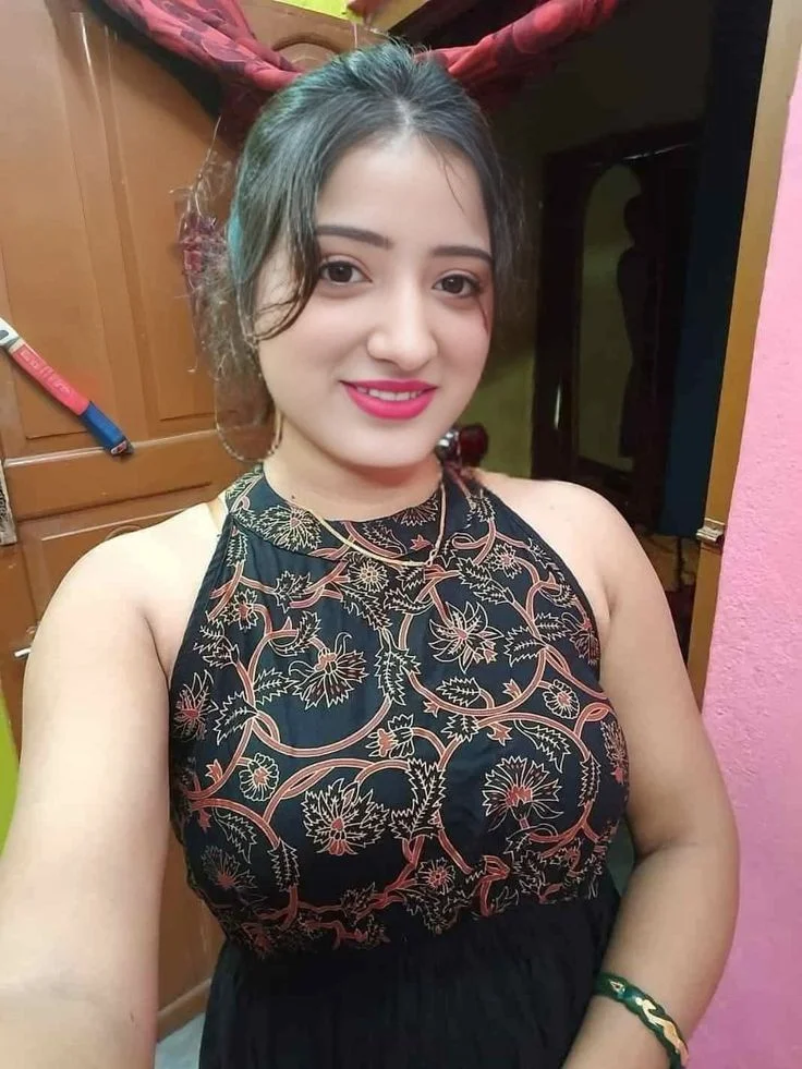 Aparna Kolkata Escort