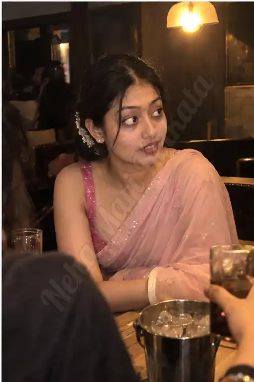 Moumita, 24, VIP escort on Park Street, Kolkata